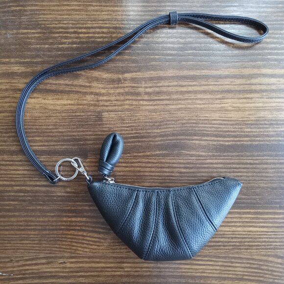 Croissant Crossbody Coin Pouch - Picture 4 of 4